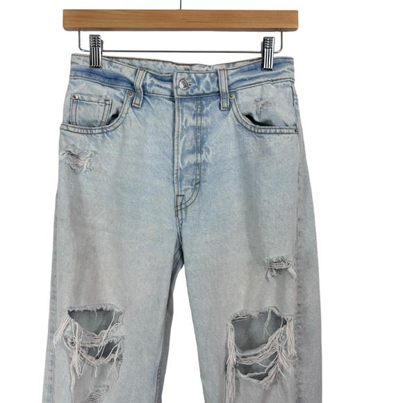 H&M & Denim 90’s Distressed Boyfriend Light wash Jeans Grunge High Rise Size 0 - Picture 3 of 10